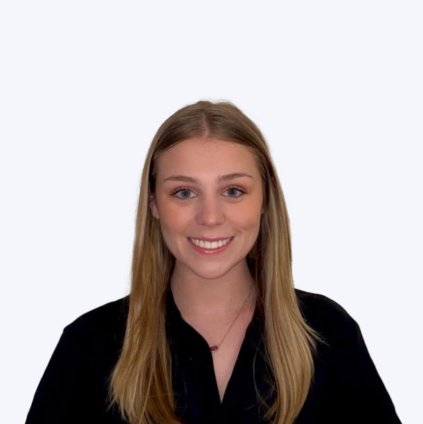 Mikayla-headshot